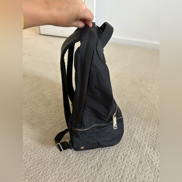 LULULEMON ADVENTURER BACKPACK - Picture 3 of 12